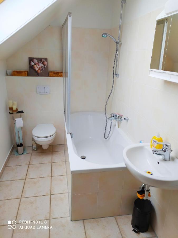 Studiowohnung In Bergen/Bleckmar Bergen  Bagian luar foto